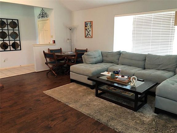 2nd image of 606 Ironwood Dr
