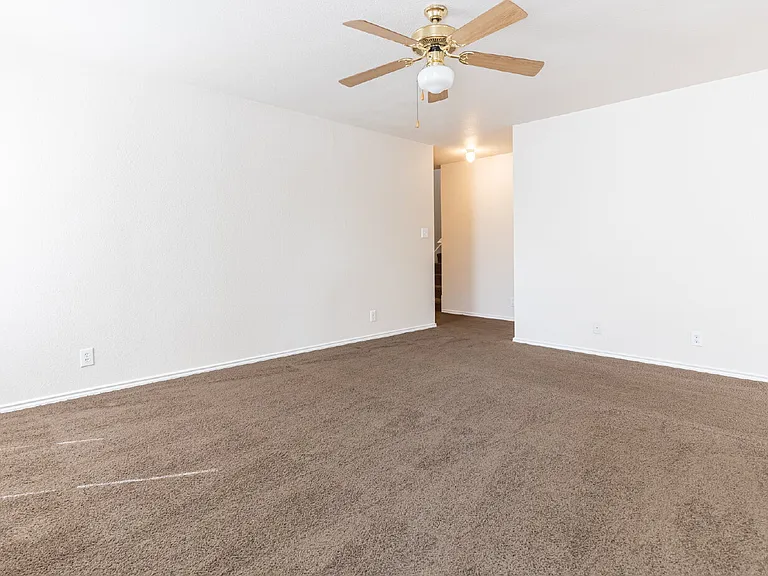 5507 Christina Path — Photo 7