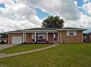 1143 Courtland Rd, Weirton, WV 26062