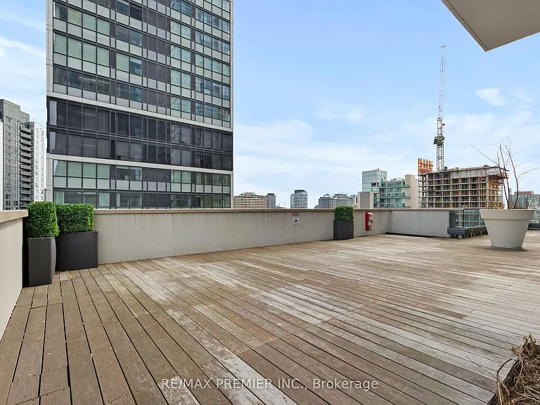 159 Dundas St E #3609 — Photo 22