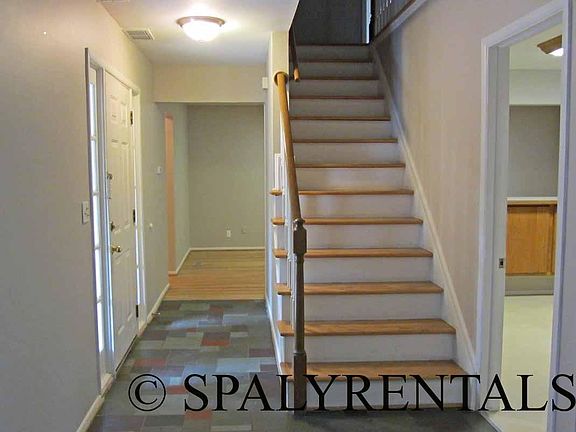 5th image of 1367 Pine Valley Ct