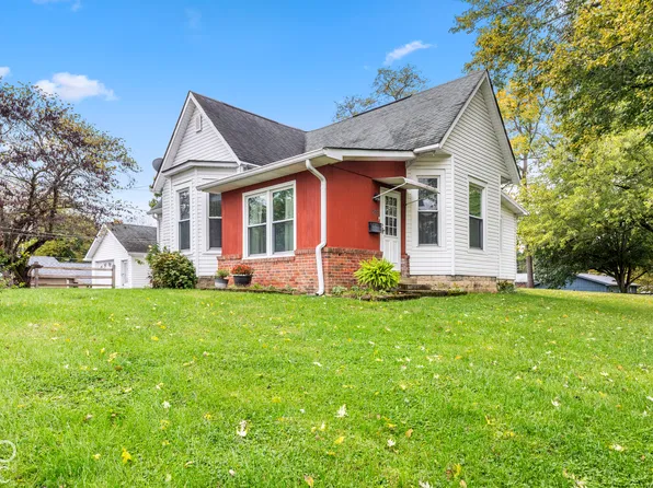 219 Washington St, Hope, IN 47246