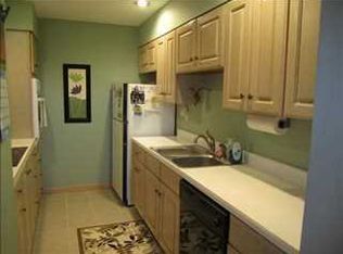 39 Lime Ridge Rd APT B9, Poughquag, NY 12570