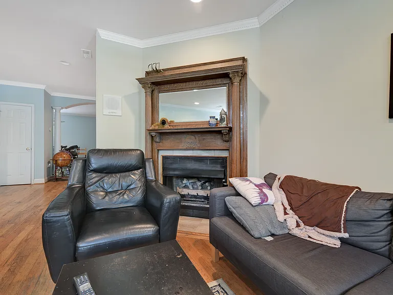 3415 Brown St NW — Photo 9