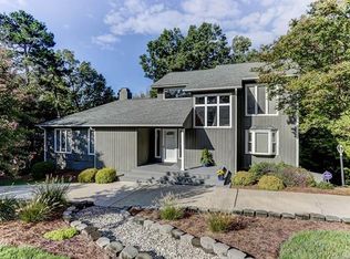 31001 Executive Pt, Tega Cay, SC 29708