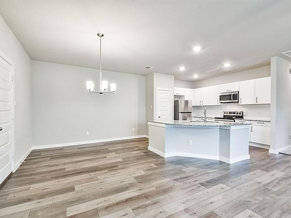 2nd image of 9800 Grosbeak Ln