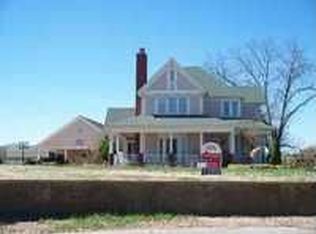 215 Christopher Rd, Oakland, TN 38060