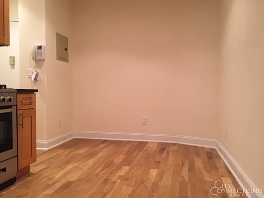 Rented by City Connections Realty | media 41