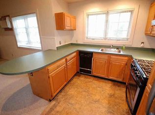 123 Mountain Rd, Stowe, VT 05672