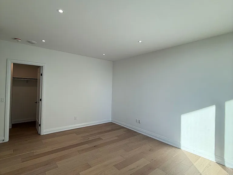 505 Glencairn Ave #203 — Photo 17