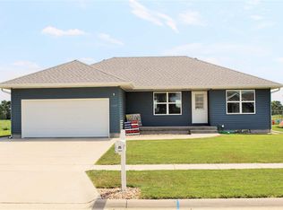 1307 E 16th St, Kearney, NE 68847