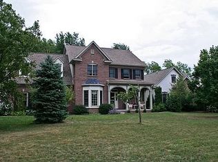 1 Deer Run, Orchard Park, NY 14127