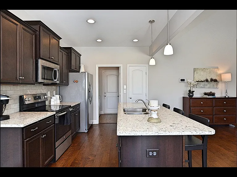 605 Summerdawn Pl — Photo 19