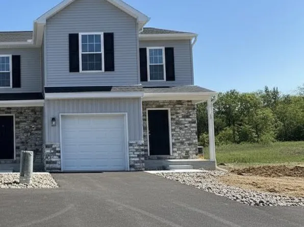 28 Sand St, Lebanon, PA 17042