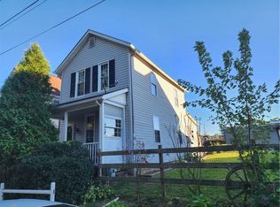 709 N 7th St, Apollo, PA 15613