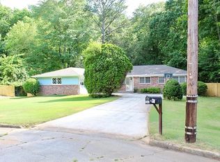 4041 Flintridge Dr, Stone Mountain, GA 30083
