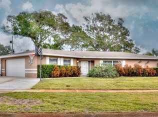 14049 Starboard Dr, Seminole, FL 33776