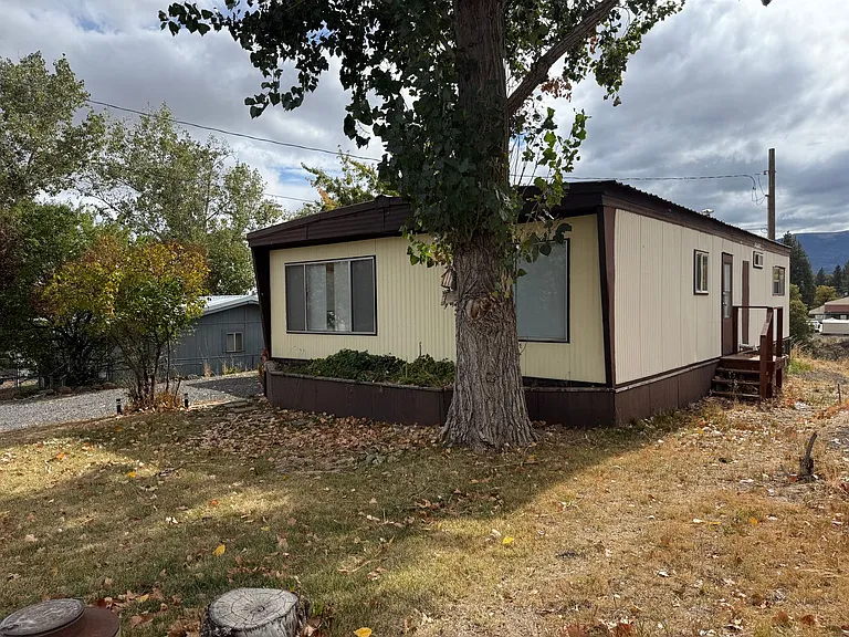 460 South St — Photo 3