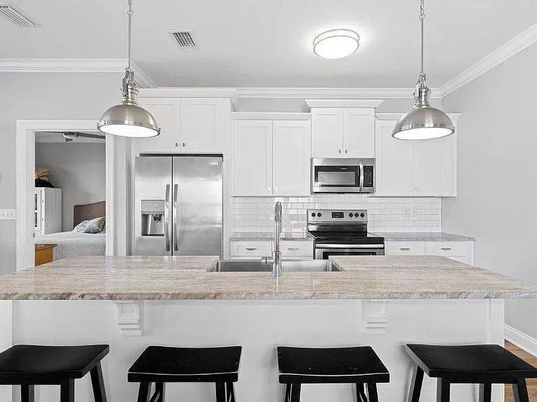 505 Emerald Coast Dr — Photo 5