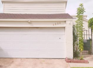4234 Willow Beach Dr, Houston, TX 77072