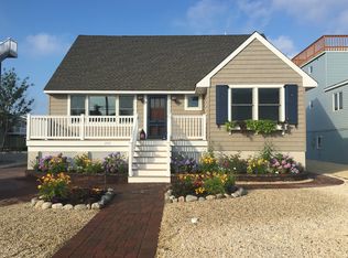 262 N 11th St, Surf City, NJ 08008