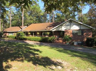 1414 Fox Ridge Rd, Eufaula, AL 36027