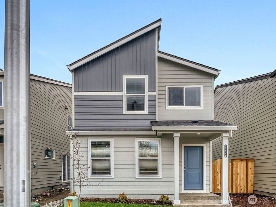 1st image of 1109 SE 193rd Place