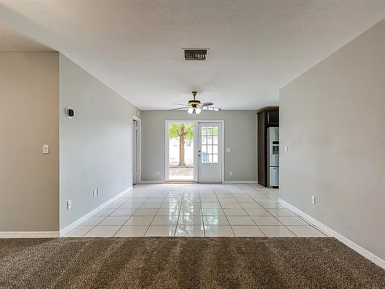 1841 Beachway Ln — Photo 4