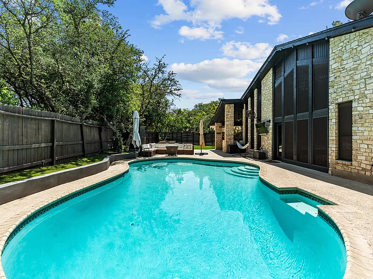 4501 Black Hickory Woods — Photo 30