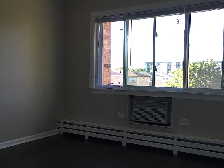 8631 W Foster Ave #3B — Photo 9