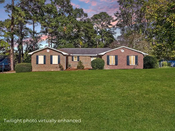 87 Fort Sullivan Cir, Dalzell, SC 29040