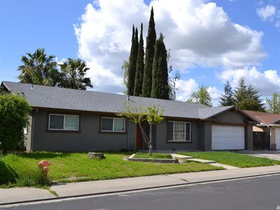 1923 Pecanwood Ave, Manteca, CA, 95336