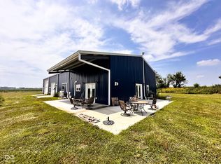 7796 N Meridian Rd, Perrysville, IN 47974
