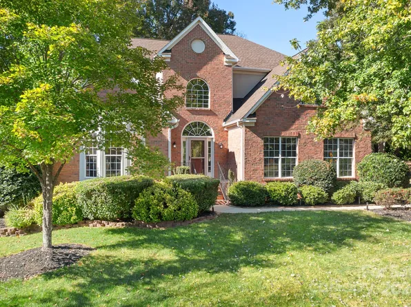 15909 Woodcote Dr, Huntersville, NC 28078