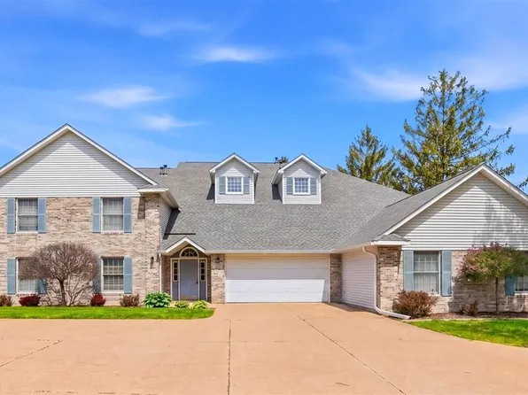 2303 Willowbrooke Ln, Iowa City, IA 52246