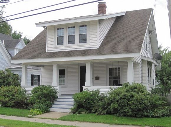 1st image of 15 Beaver St