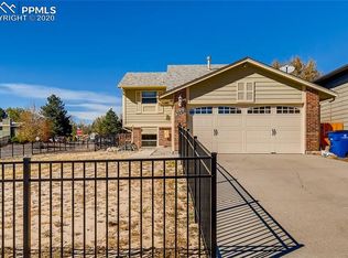 5002 Victory Rd, Colorado Springs, CO 80911