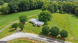 1st image of 40 Clackum Dr