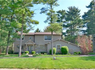 202 Camelot Dr, Urbana, OH 43078