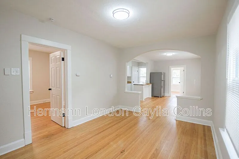 2 bed, 1.0 bath, 900 sqft, $1,099 — Photo 4