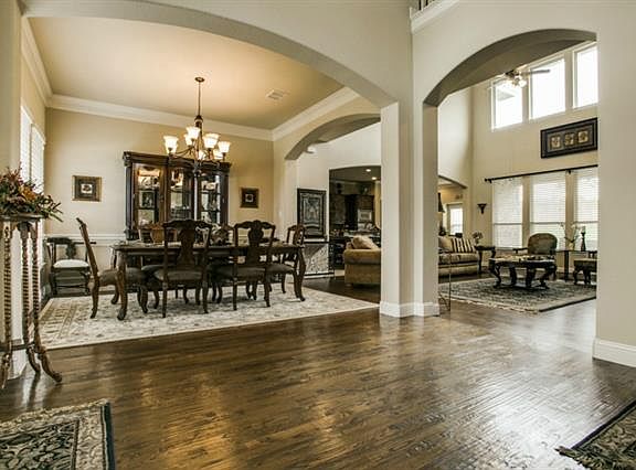 3rd image of 5805 Kays Ct