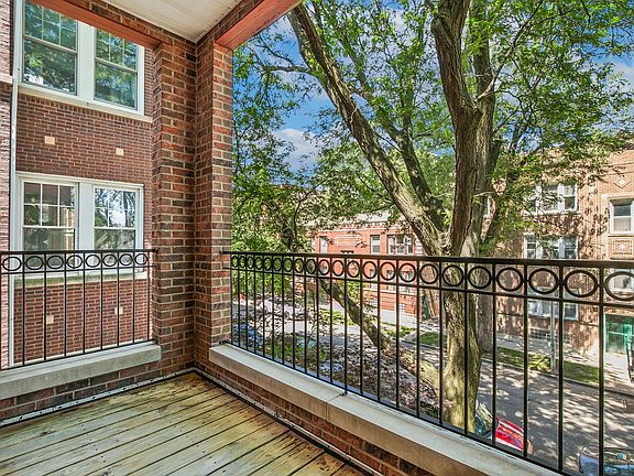 5th image of 1517 W Ardmore Ave #2