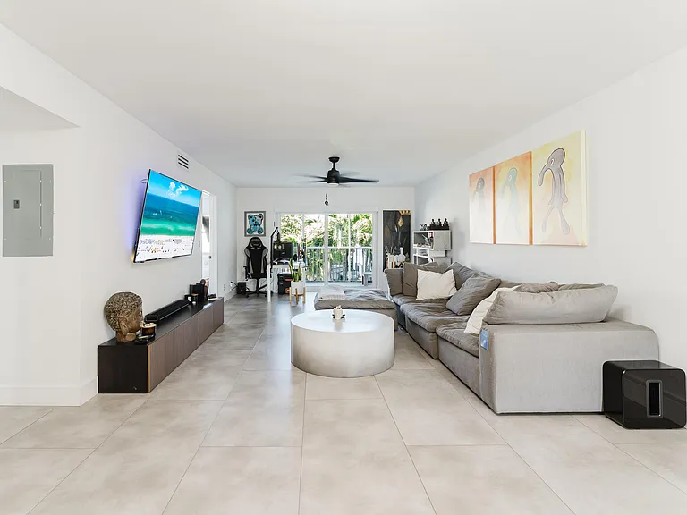 800 E Camino Real #309 — Photo 10