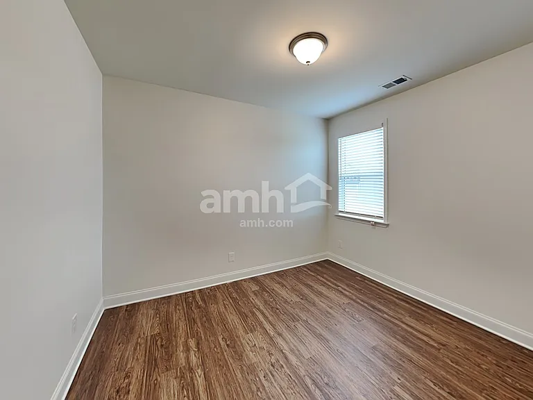 7076 Creeksong Dr — Photo 30