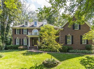3720 Wembley Ln, Lexington, KY 40515