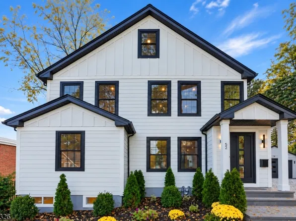 52 Pine St, Millburn Twp., NJ 07041