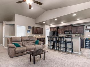 6410 Turf Paradise Dr, Pasco, WA