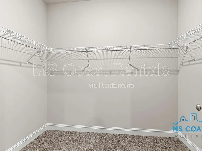 5723 Overland Dr — Photo 18