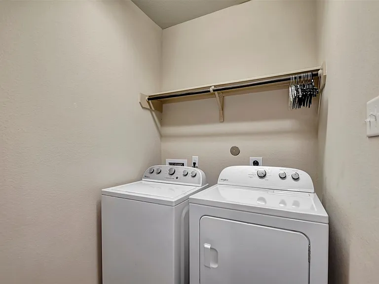 11413 W Woodmark — Photo 34