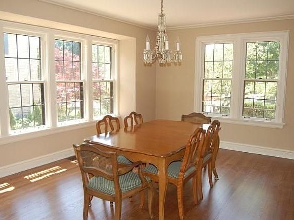 3rd image of 4782 N Cumberland Blvd